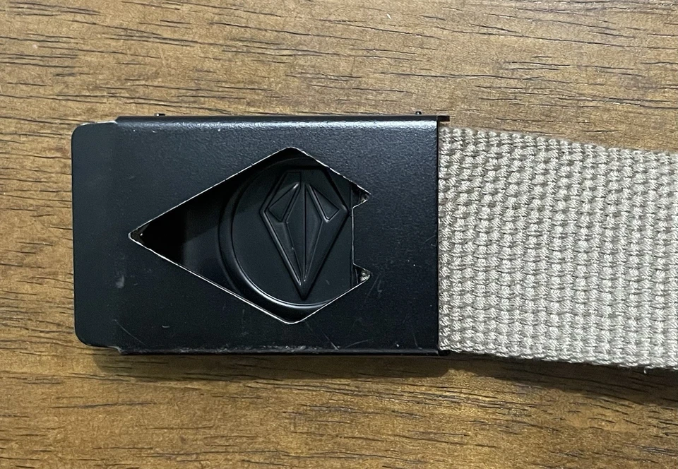 Volcano Tan Canvas Belt Sz38 or Smaller 1.5”Wide Logo Bottle Opener Bkl GUC - Image 4 of 4