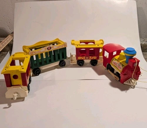 Vintage Fisher Price Little People Circus Train #991 1973