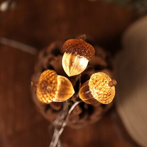 Twinkle Acorn String Lights - Thumbnail 4