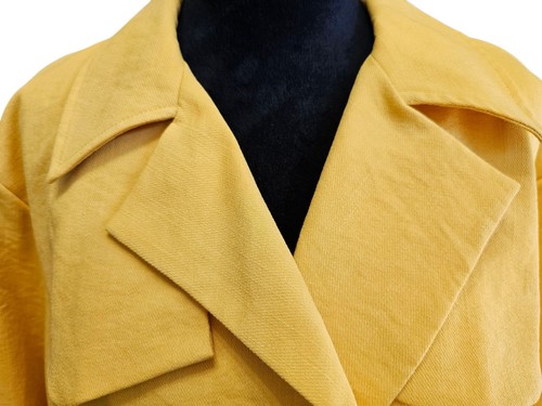 Chaqueta BCBG New York manga globo muesca solapa BCBG en varilla dorada XL PRECIO DE VENTA SUGERIDO POR EL FABRICANTE 128 USD - Imagen 5 de 7