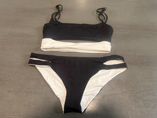 NEW black white L SPACE two piece swimsuit bikini size small