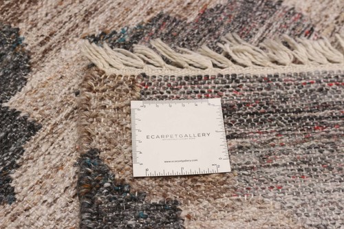 Vintage Hand Woven Carpet 5'3" x 8'0" Traditional Wool Kilim Rug - Picture 9 of 9