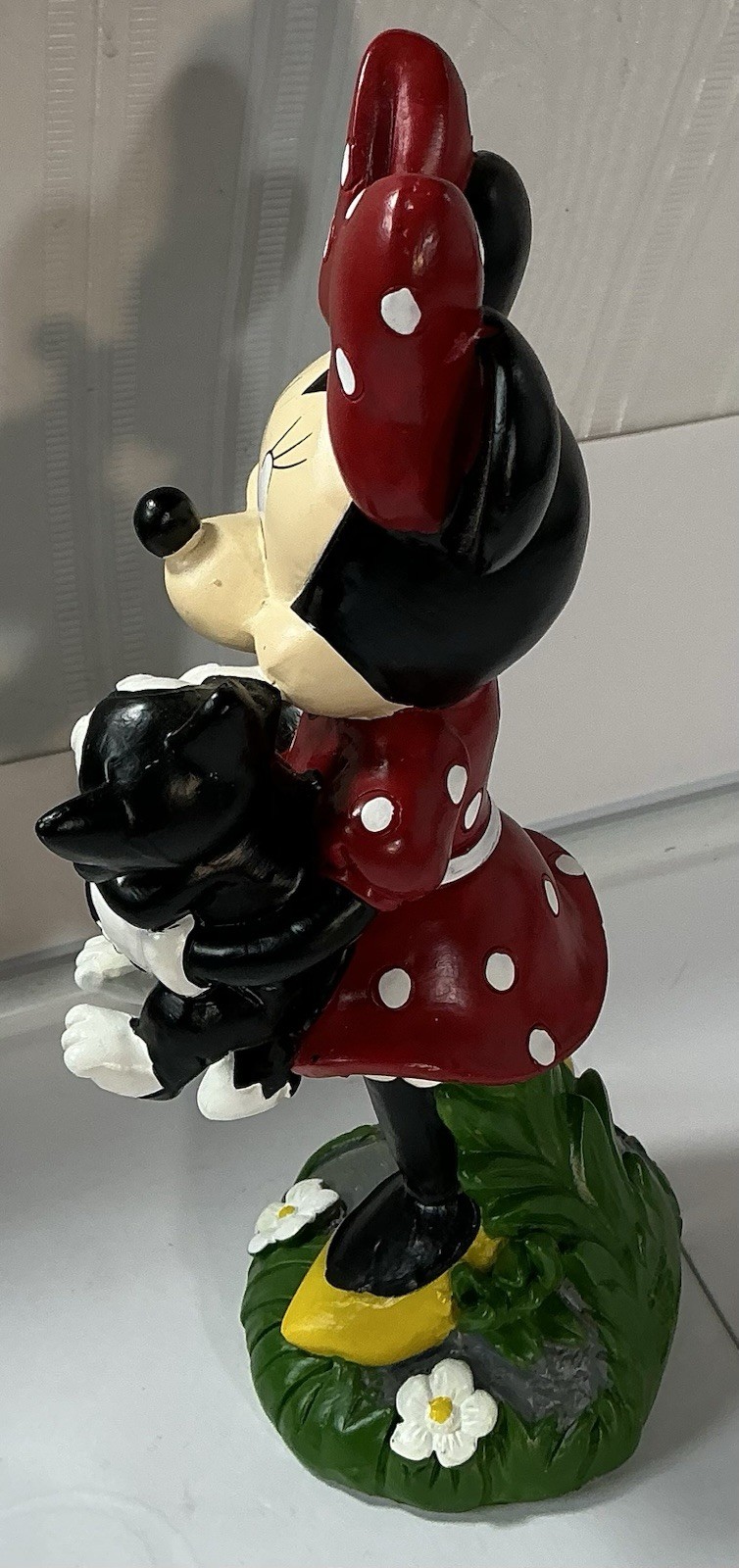 Picture 4 of 8