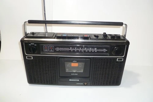 Vintage Sanyo M9902-Black Boombox AM/FM Radio Cassette Player  Tested  / Works !