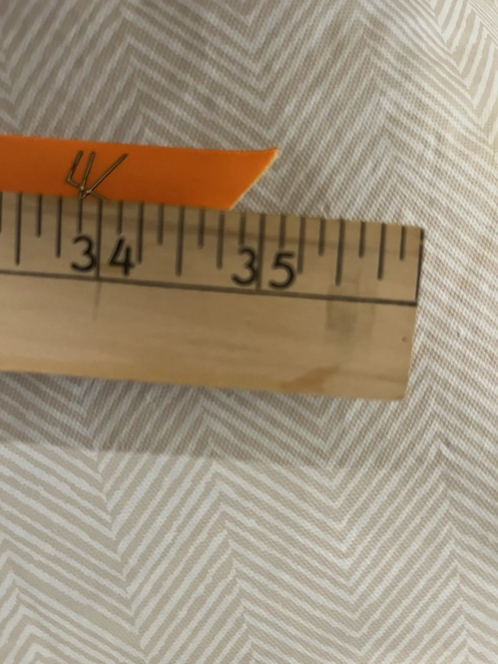 Louis Vuitton Cinta de Satén Naranja con Letras Doradas Lote de 2 Piezas .50 Ancho Foto 3 de 3