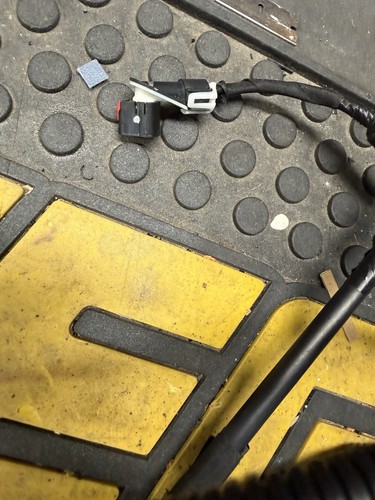 2024 2025 GMC Sierra HD Denali 2500 ARNÉS DE CABLES DELANTERO PARA CÁMARA OEM - Imagen 2 de 5