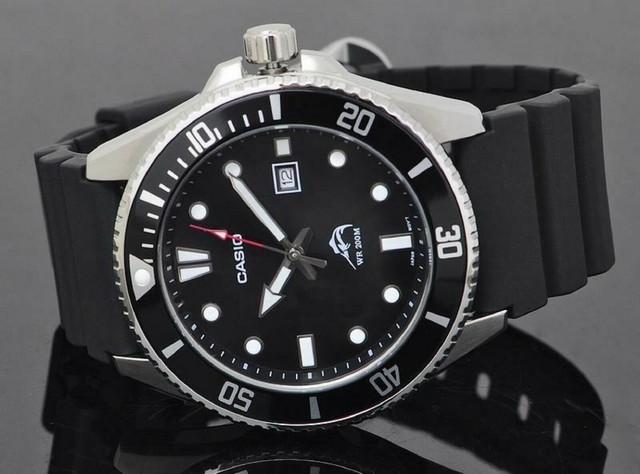 casio men's mdv106 200m duro analog watch