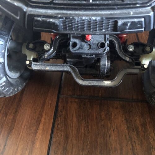 Bright Ford 150 Raptor 4x4 RC Truck Has Lots Of Scratches - Picture 13 of 24
