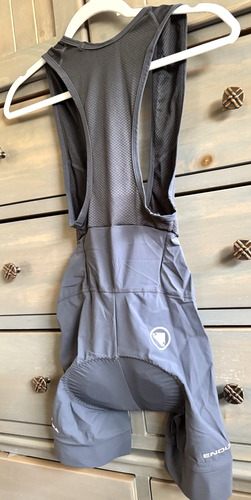 ENDURA Women's Xtract Lite Cycling Bibshort Gray XXS 25-26" Waist - Picture 3 of 10