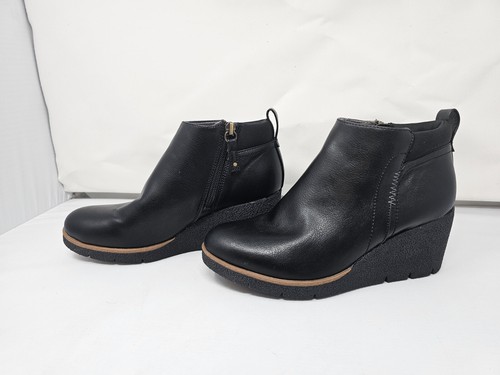 Dr Scholls Berklie Booties, Black Vegan Leather Ankle Wedge Shoes Size 6.5 - Picture 2 of 7