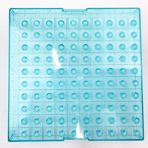 Vintage 1984 Battleship Game Pegs Replacement Part Ocean Floor Grid Blue 2 pcs B - Picture 3 of 6