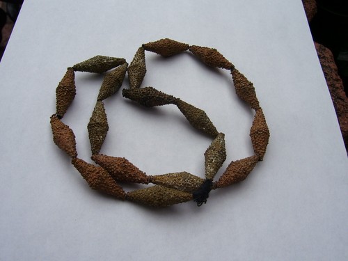 Dr. Estate Ant Yoruba Tribe Nigeria Dark Rusted Granulated Brass Bicone Necklace - Bild 2 von 7