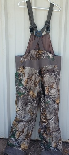 GAME WINNER CAMEO WATERPROOF INSULATED OVERALLS. XL - Picture 2 of 3