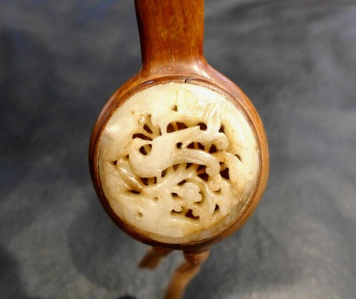 Zitan Wood Ruyi Scepter with Pheasant Jade Plaques - Ming Dynasty - Picture 6 of 9