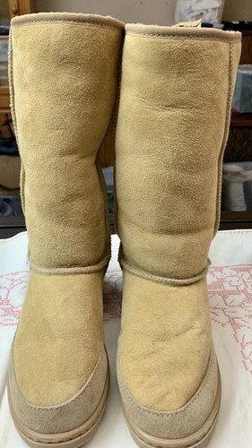 light tan ugg boots