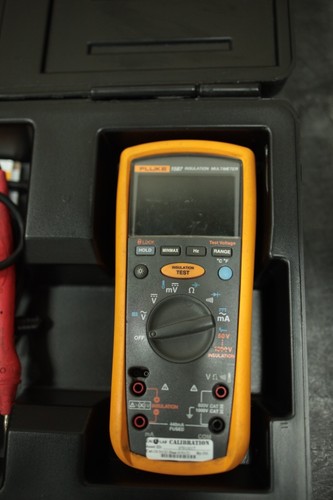 Fluke 1587 FC Insulation Multimeter (4691215) - Picture 2 of 4