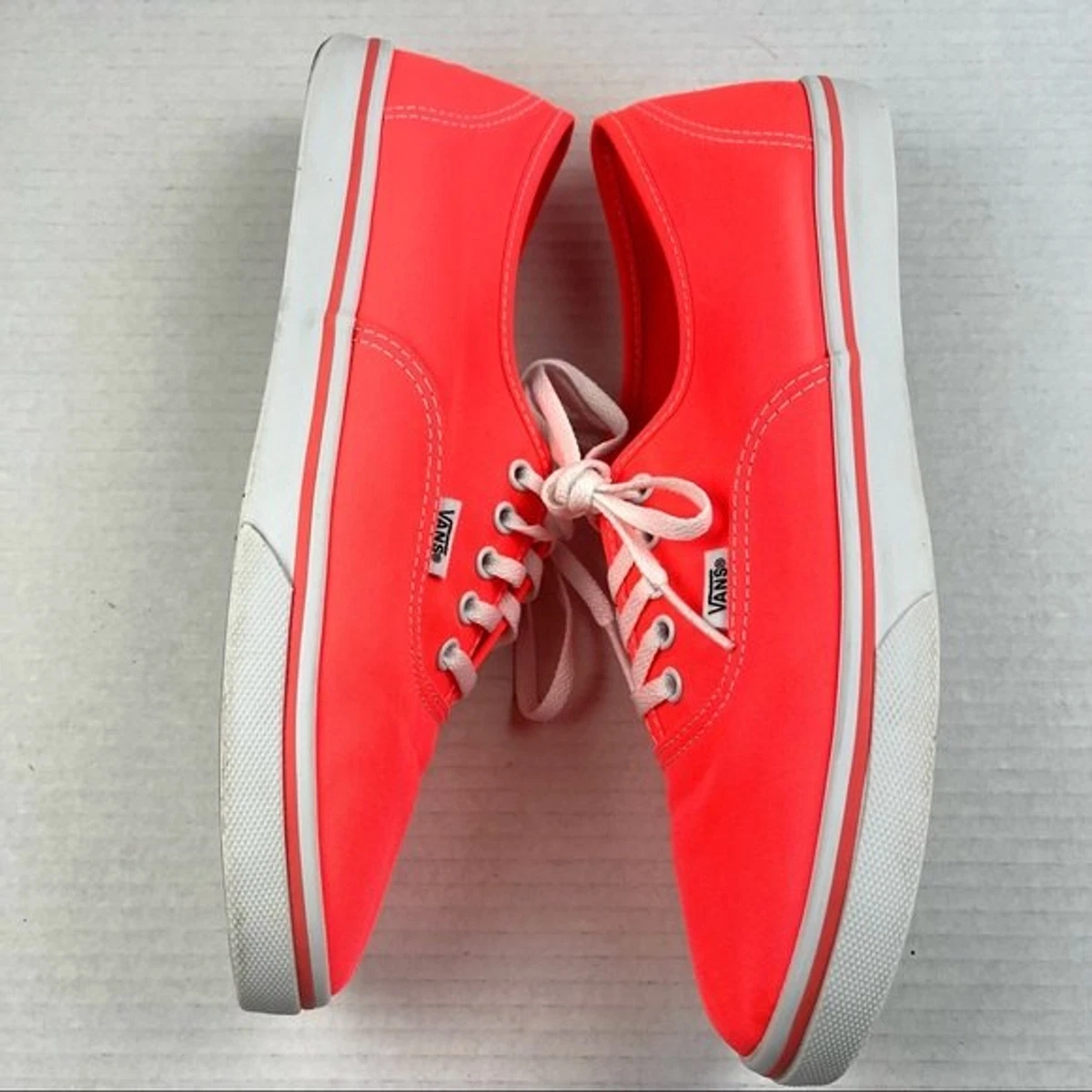 Vans authentic lo sales pro neon