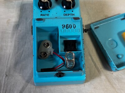 BOSS コーラス ce-2 1980年 9600 銀ネジ JAPAN 中古】BOSS CE-2 コーラス 銀ネジ仕様 1980年製 - 神奈川県の