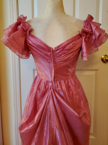 VTG JCPENNEY Pink Poyester Taffeta Formal Off Shoulder Victorian Style Gown 5/6 - Picture 16 of 19