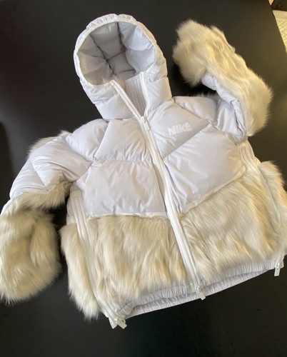 Nike Sacai Parka Down Fill Faux Fur 