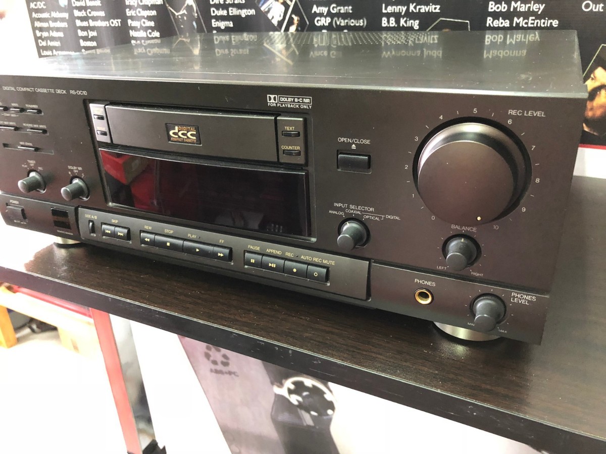 Panasonic コンパクトカセットデッキ DCCデッキ RS-DC10 Panasonic コンパクトカセットデッキ DCCデッキ RS-DC10 - メルカリ