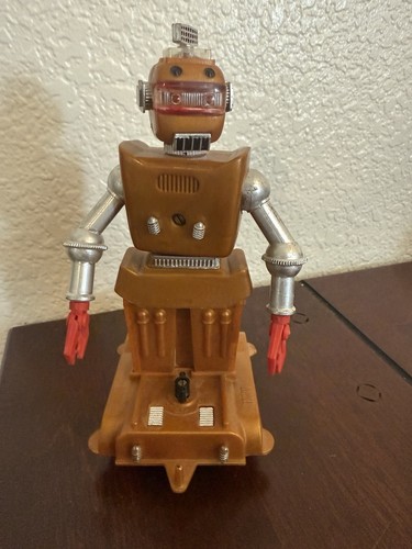 Vintage 1969 ZEROIDS Original IDEAL ZOBOR ZEROID ROBOT - Picture 1 of 9