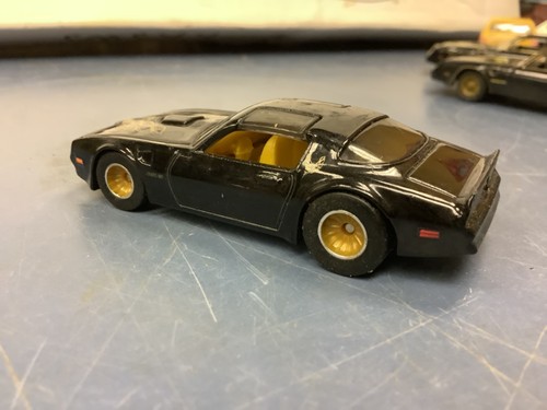 HOT WHEEL 2013 RETRO ENTERTAINMENT SMOKEY & THE BANDIT 77 PONTIAC FIREBIRD loose - Picture 4 of 5