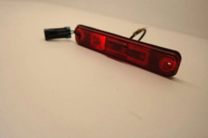 2003-2009 HUMMER H2 REAR LEFT OR RIGHT SIDE QUARTER PANEL MARKER LIGHT LAMP OEM - Image 2 of 4