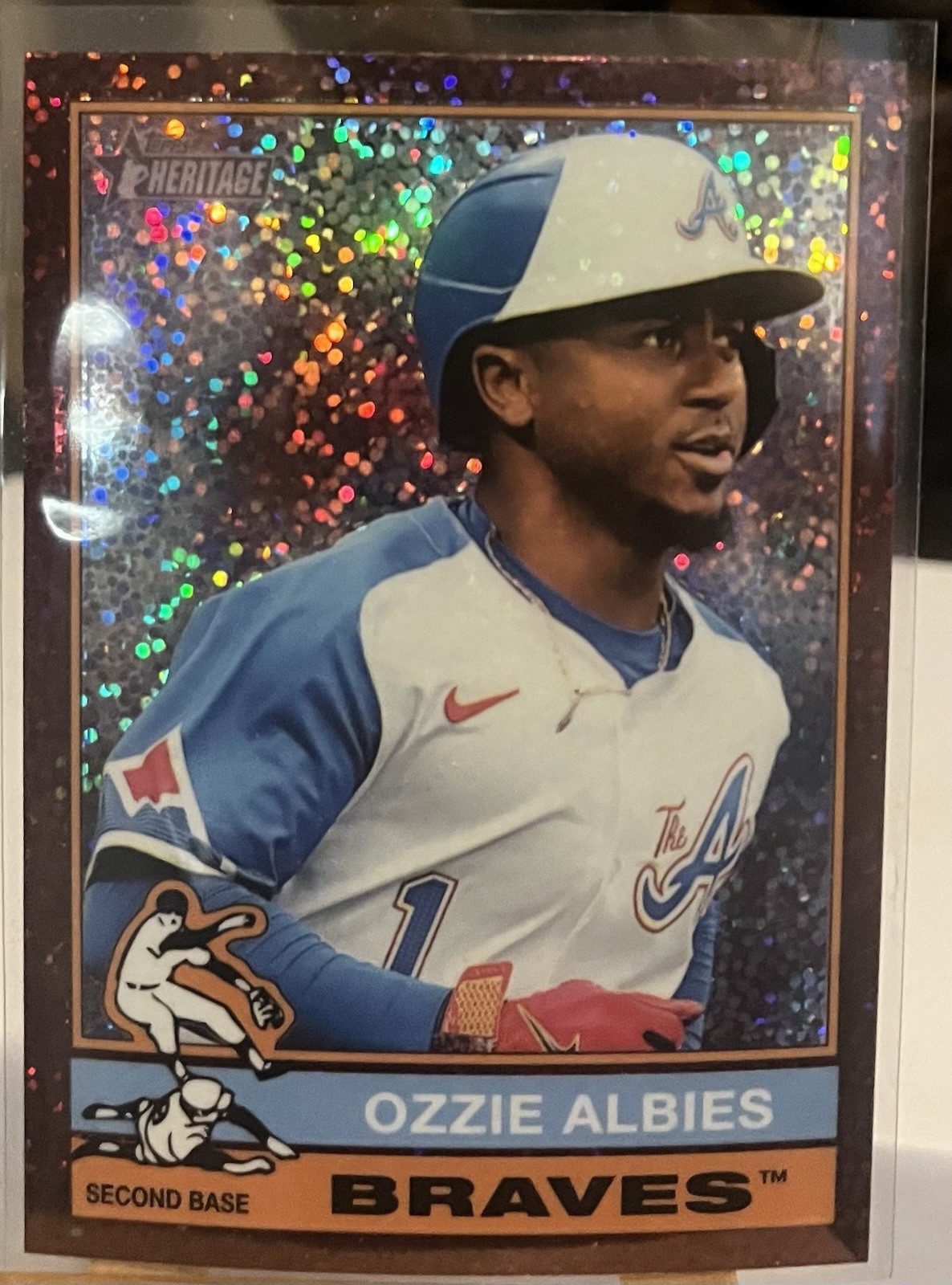 2025 Topps Heritage Atlanta Braves Ozzie Albies #365 BURGUNDY SPARKLE CHROME