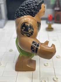 LEGO Maui Big Fig Moana Disney - Minifigure - Missing Left Arm & Hand Preowned