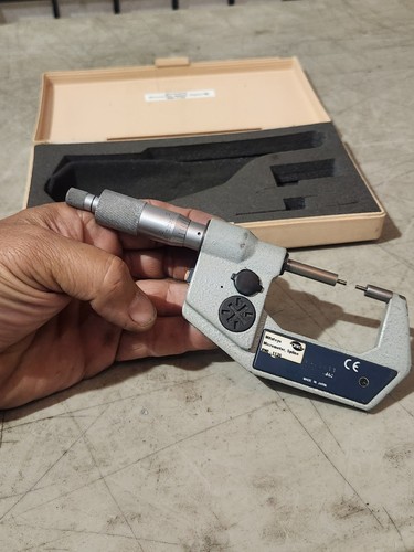 MITUTOYO DIGITAL SPLINE MICROMETER 331-741-30 - Picture 10 of 11