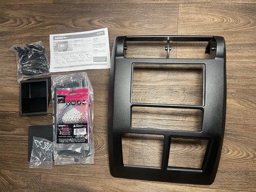 Metra 95-6549 / DOPPEL DIN Radio Armaturenbrett Set / Kabelbaum 1997-2002 Jeep Wrangler