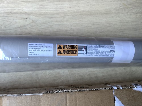 BLACKOUT ROLLER BLINDS 183x102 can be cut to size THERMAL - Picture 8 of 11