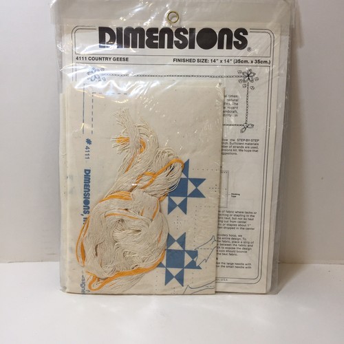 Kit de recolección de velas Country Geese Dimensiones 14" x 14" Almohada - Imagen 4 de 4