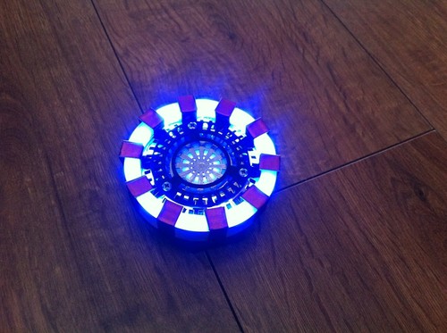 Arc Reactor Wearable IRON MAN Tony Stark Cosplay Fancy Dress Prop Replica - Picture 5 of 6