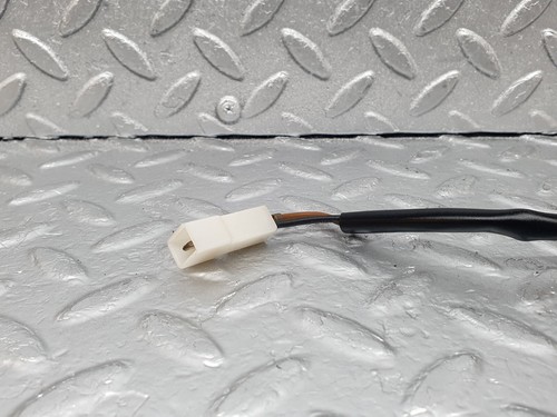 ⚙43570⚙ Mercedes-Benz C126 380SEC Coupe Windscreen Washer Nozzle - Picture 5 of 12