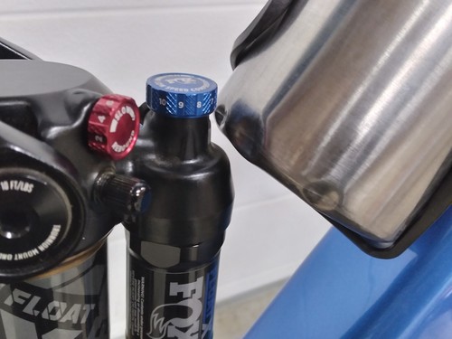 Extensor de posición de jaula de botella de agua, soporte de separación de reubicación para suspensión - Imagen 4 de 10