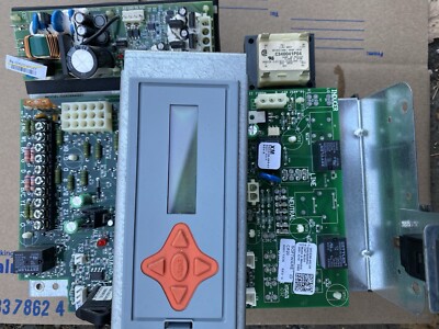 Trane Gas Furnace Control Board Part# D802689P01  Model 50C63M-495-90 # CNT05457