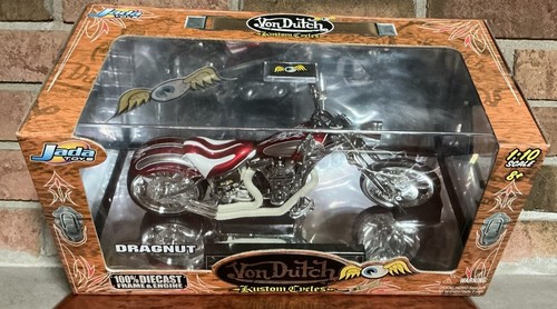 Jada Toys Von Dutch Kustom Cycles 1:10 DRAGNUT RED & White 100% DIE-CAST - Picture 7 of 10