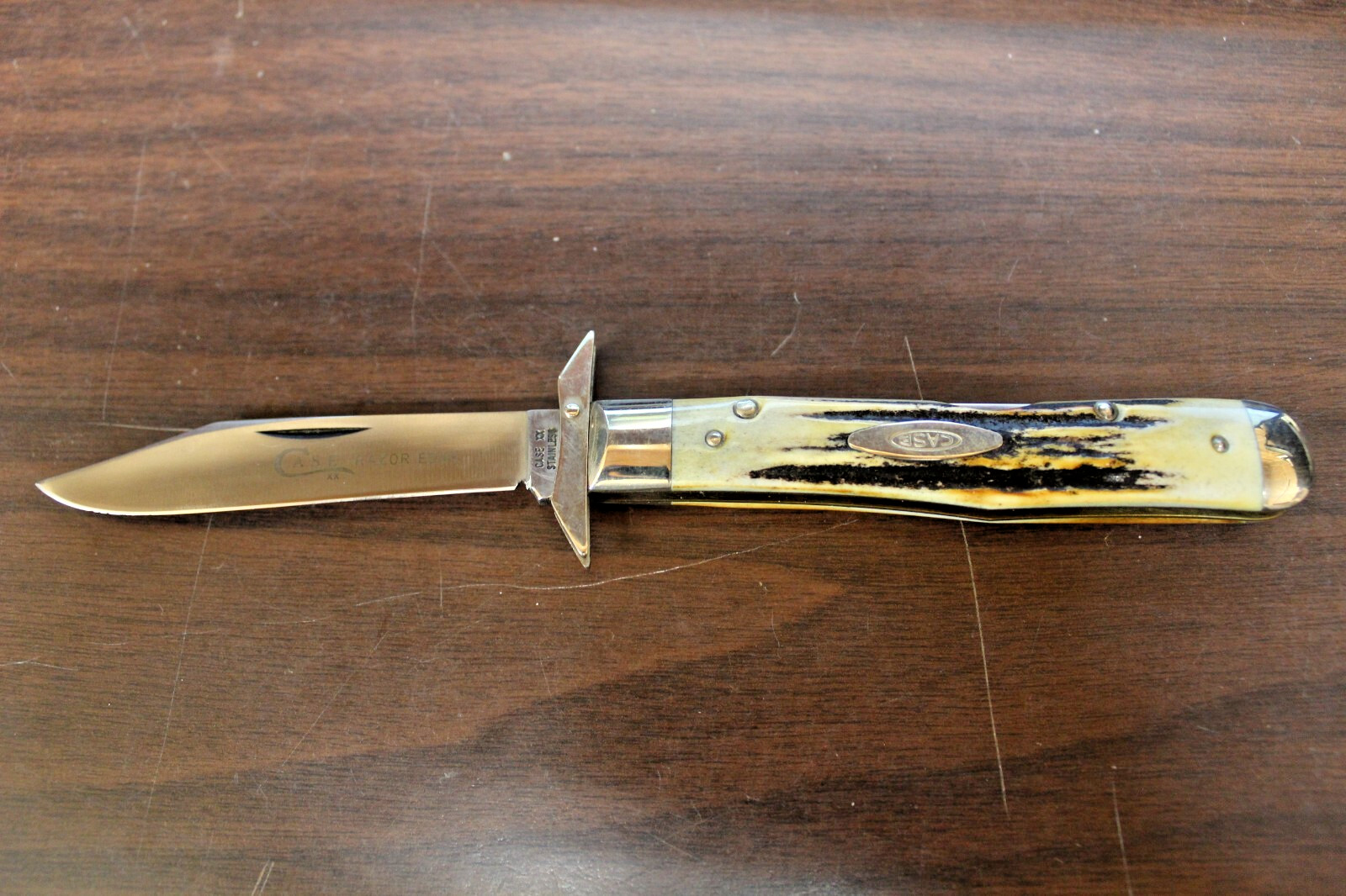 1976 CASE XX "CHEETAH" FOLDING KNIFE 5111 1/2LSSP STAG HANDLES UNUSED
