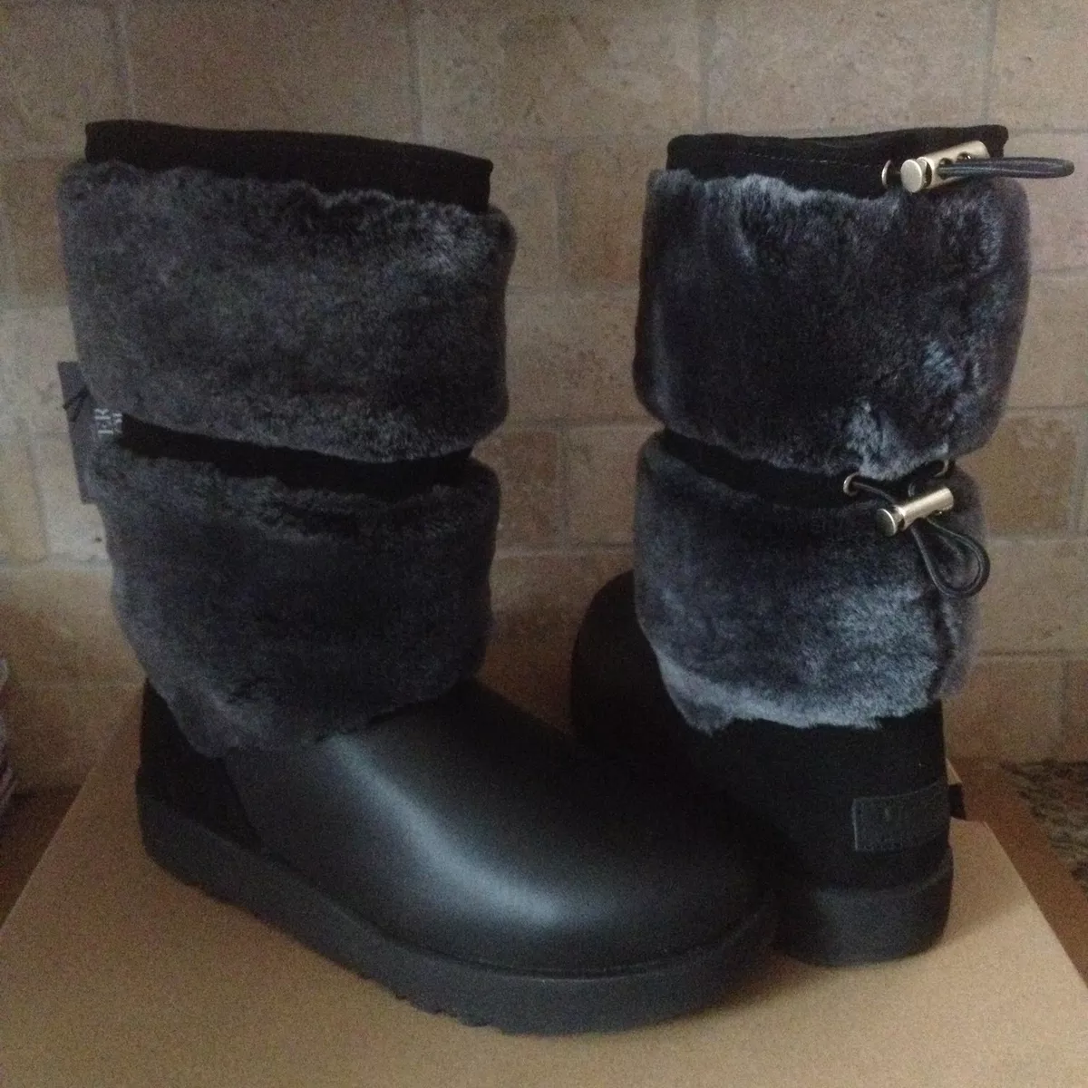 Ugg cheap reykir black