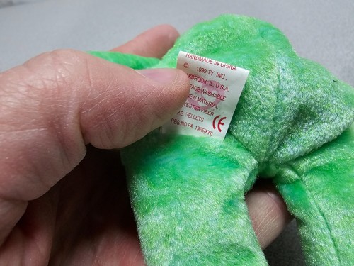 Ty Beanie Baby Kicks The Soccer Bear DOB August 16, 1998 w/ Tags - Picture 14 of 14