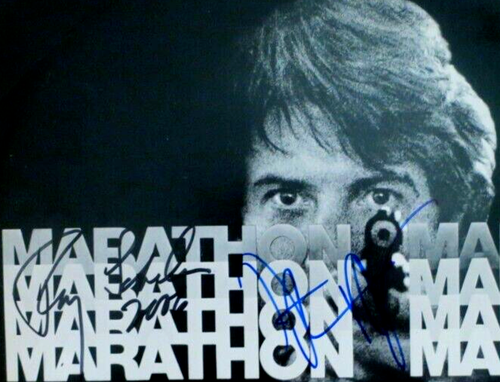 The "Marathon Man" laserdisc signed by Dustin Hoffman & Roy Scheider - Picture 2 of 2