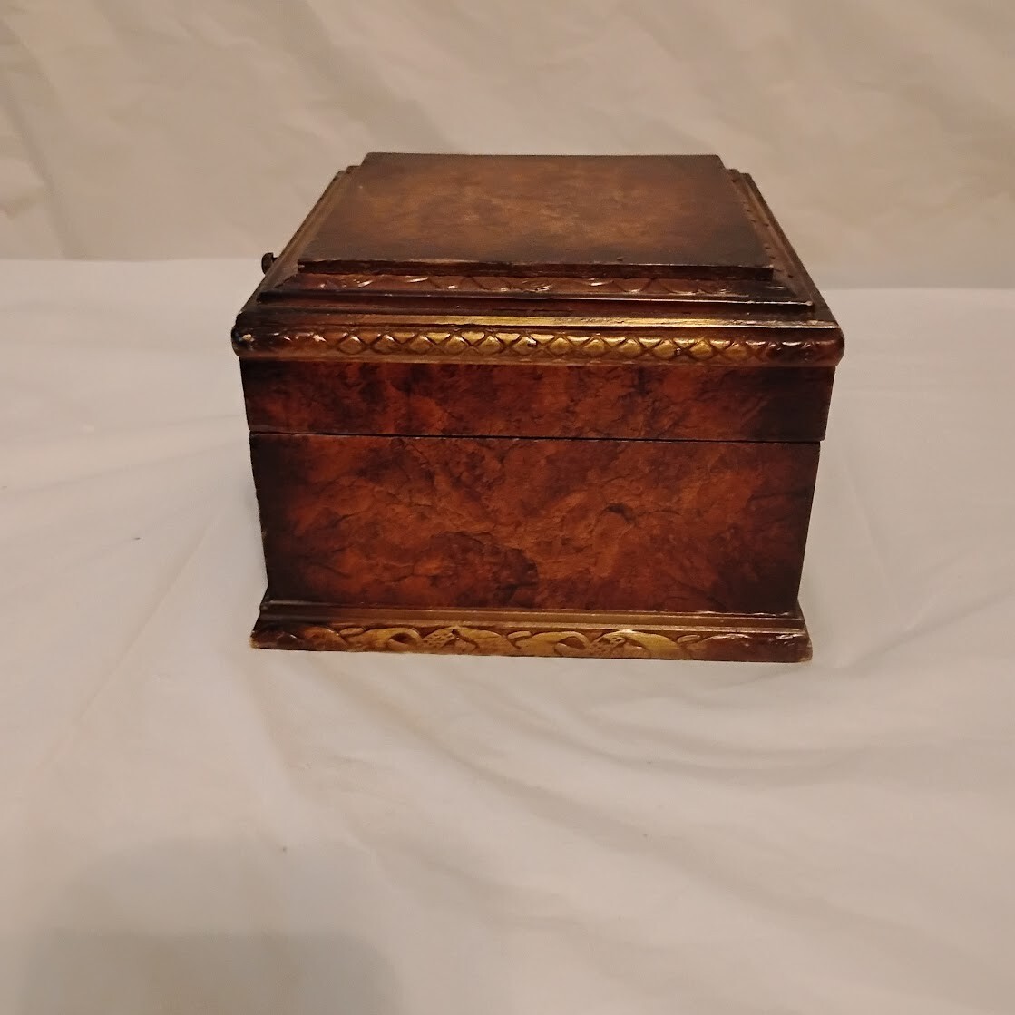 Picture 4 of 6