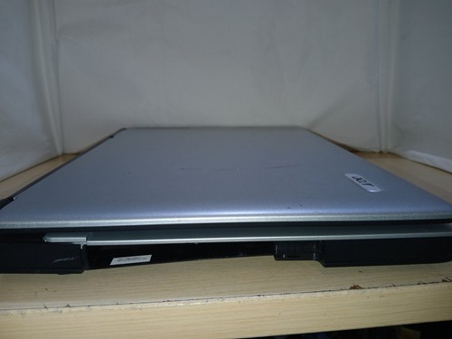 FAULTY ACER ASPIRE 1640 LAPTOP FOR PARTS - Picture 3 of 7