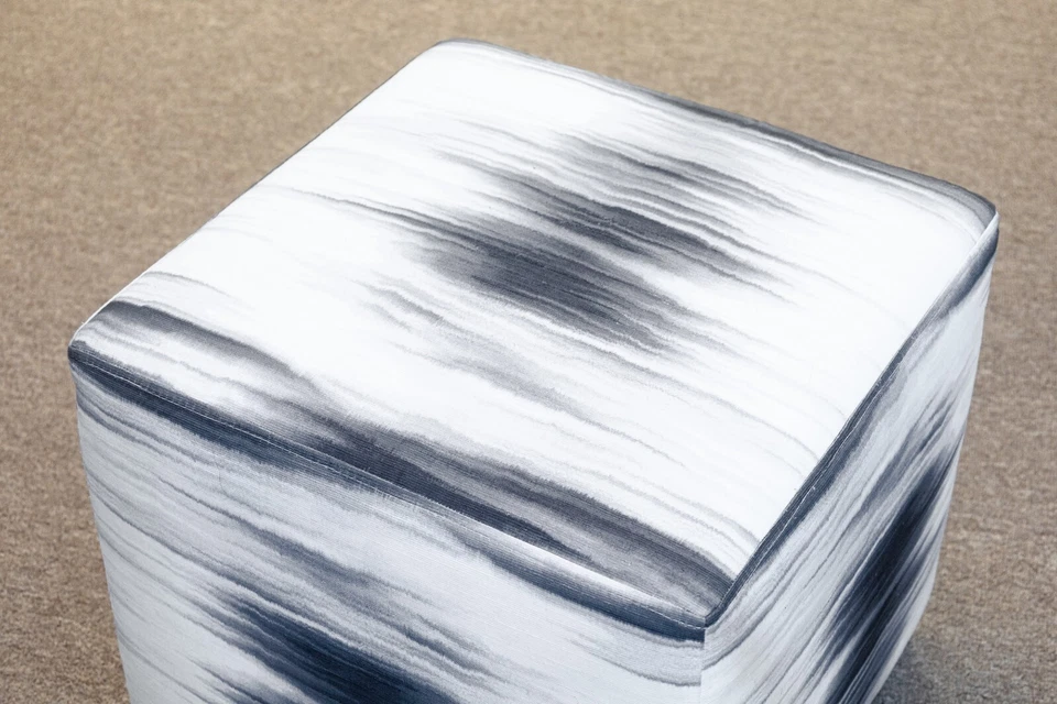 Pair of Richard Ross Designs Contemporary Modern White Grey Chrome Pouf Ottomans - Image 4 of 4