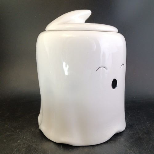 Halloween Singing Ghost Canister (6.5") Whimsical Cupboard 10 STRAWBERRY Street - Picture 3 of 7