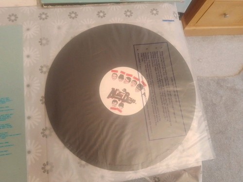 Madness Grey Day UK 1981 4 Track 12 Inch Single with White Nutty Boys Label - Bild 3 von 4
