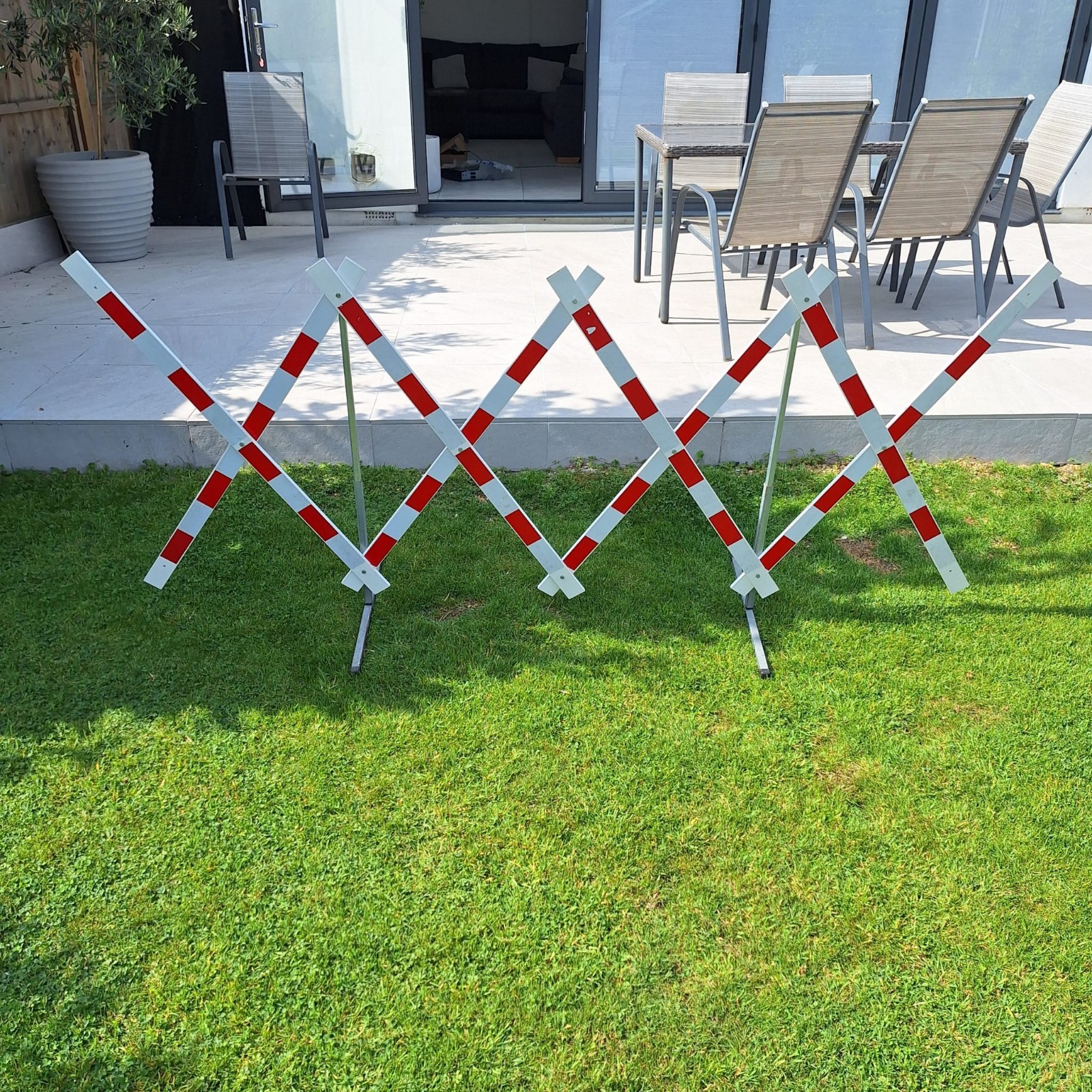 Expandable Safety Barriers