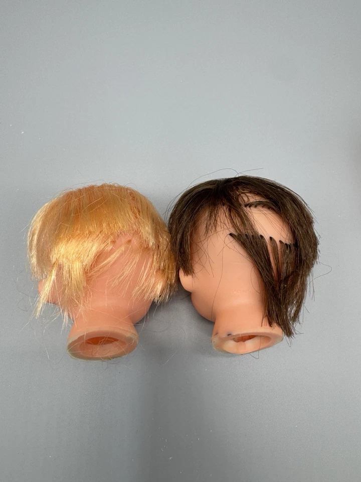 Lote de cabezas y manos de muñecas vintage caras de beso pucheros Foto 3 de 4